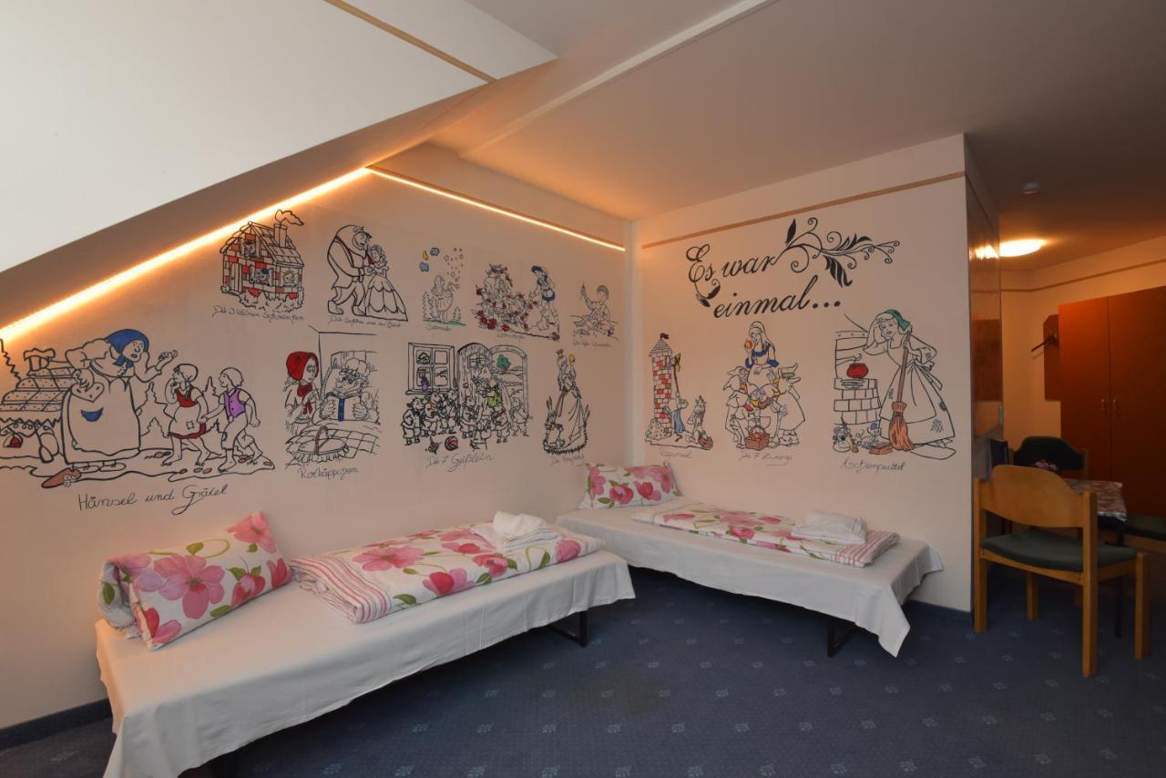 Waldhotel Feldbachtal Neuhaus am Rennweg Zewnętrze zdjęcie