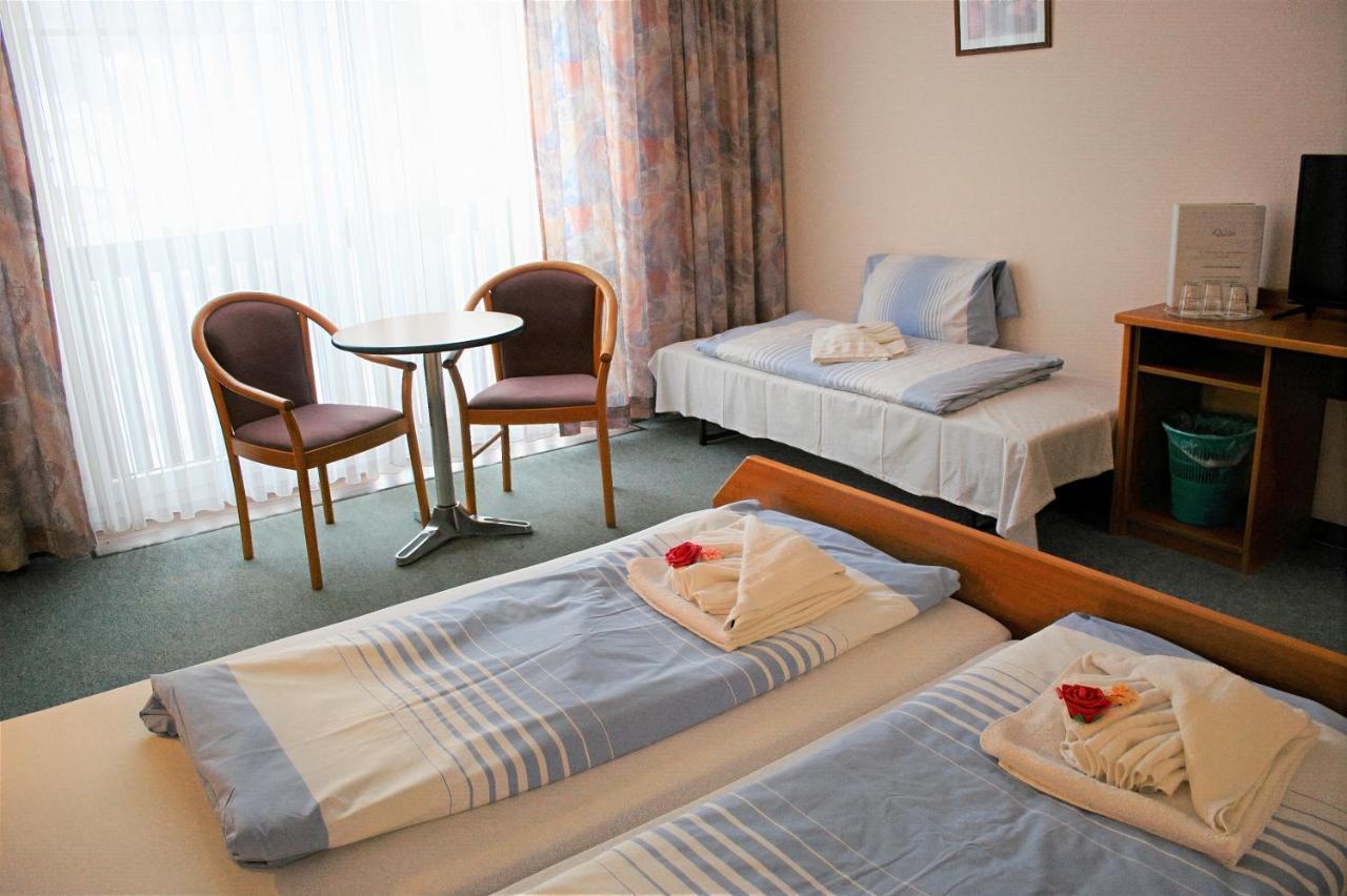 Waldhotel Feldbachtal Neuhaus am Rennweg Zewnętrze zdjęcie